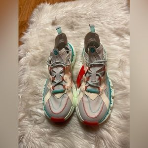 Li-Ning Wade Essence 2.3 Lite Sneakers